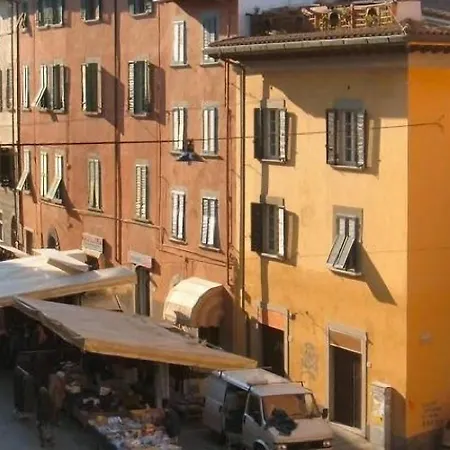 Nel Centro Storico Di Apartment *