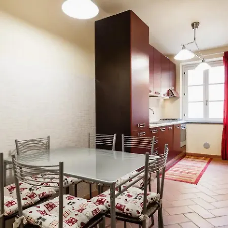 Apartment Nel Centro Storico Di Pisa